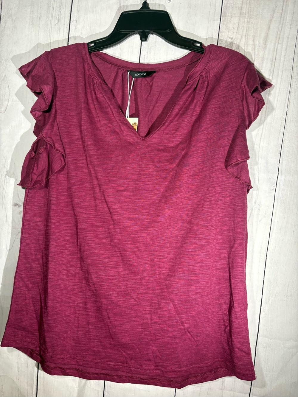 Dokotoo Women's Berry Pink Ruffle Sleeve V-Neck Tee